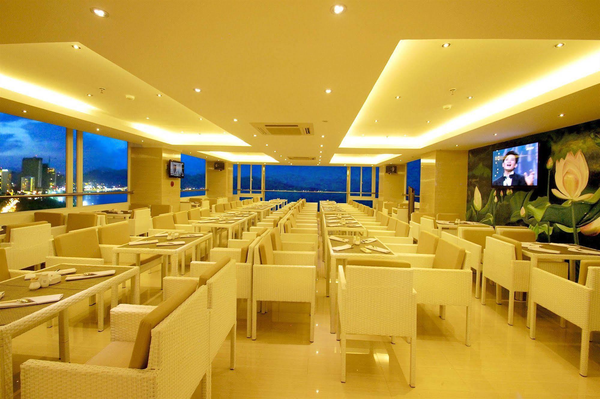 Blue Pearl Hotel Nha Trang Exterior photo